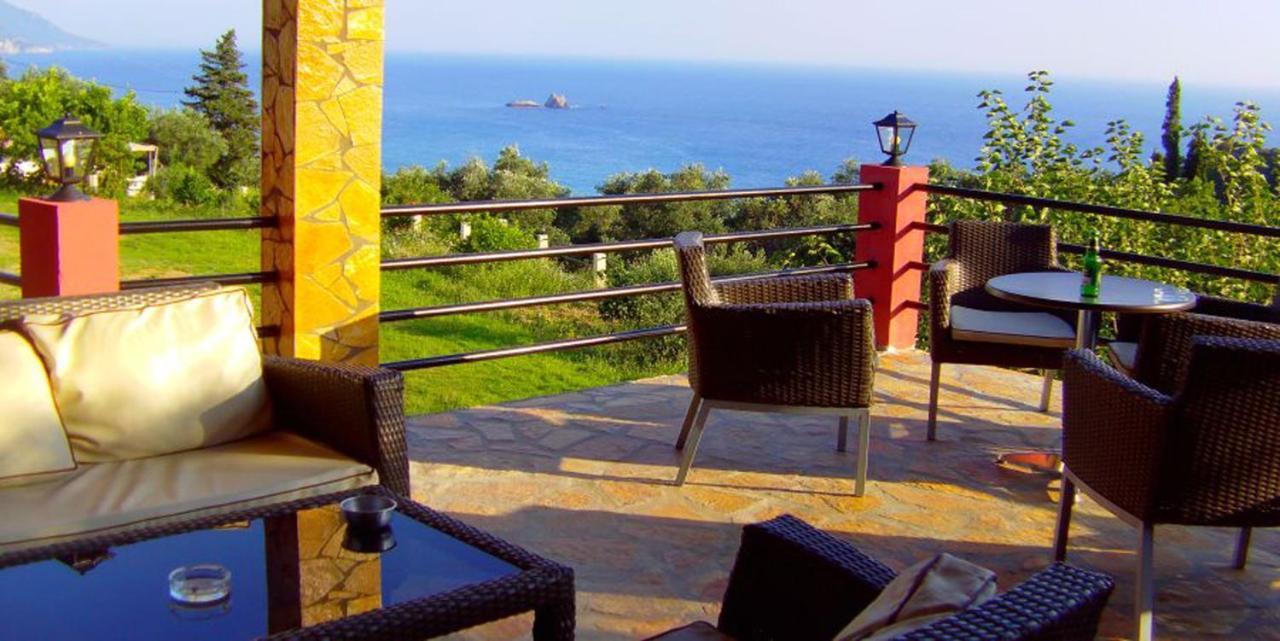 Large Apartment By The Pool - Pelekas Beach, Corfu Екстер'єр фото